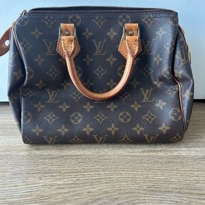 Louis Vuitton Speedy 25